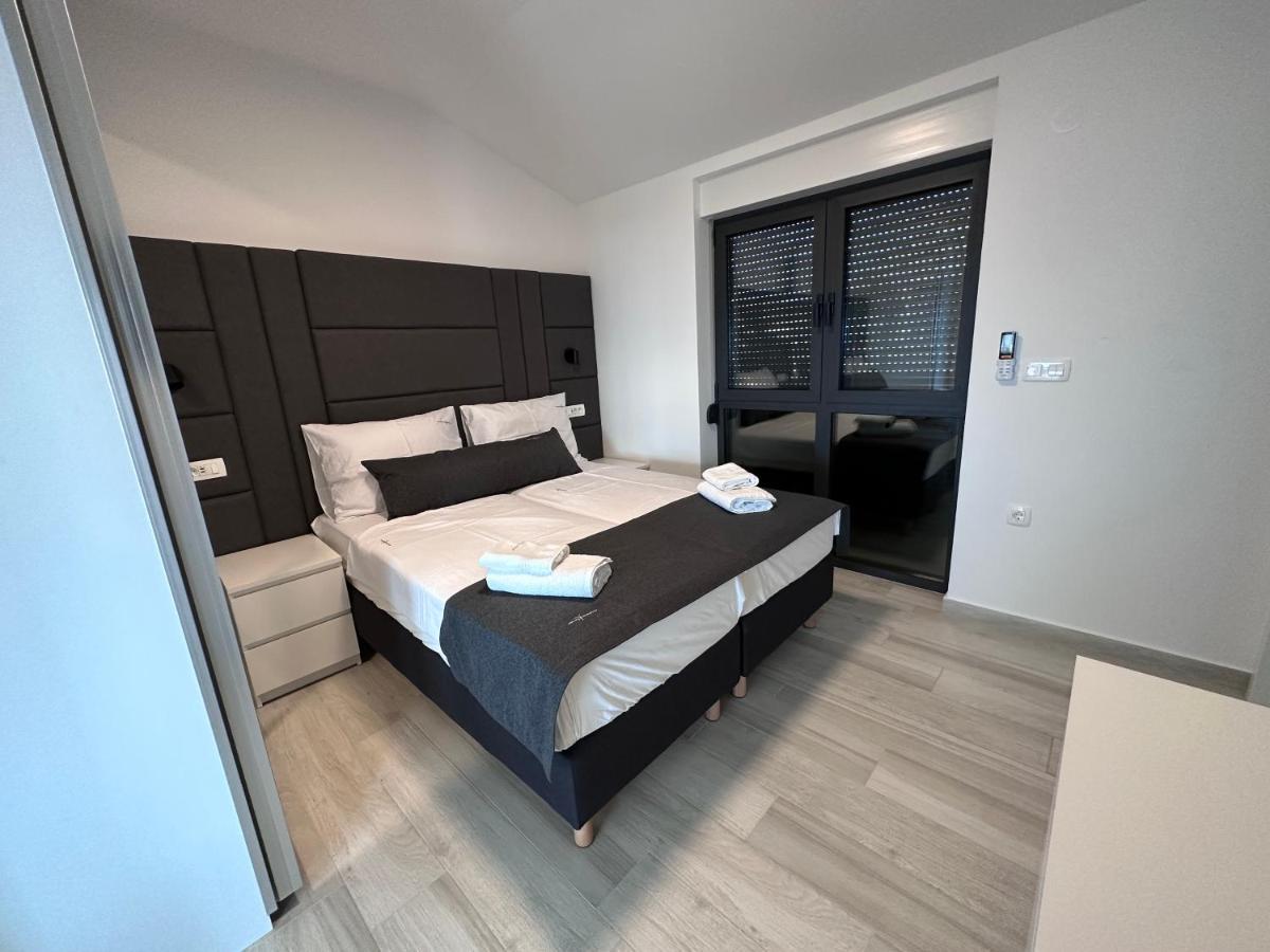 Luxury Apartments Marty Malinska Eksteriør bilde